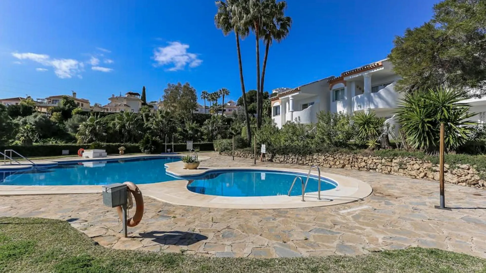 Apartment ☆Cozy 2Br Apt. With Sea Views Wifi/Ac/Parking Sitio de Calahonda Spain